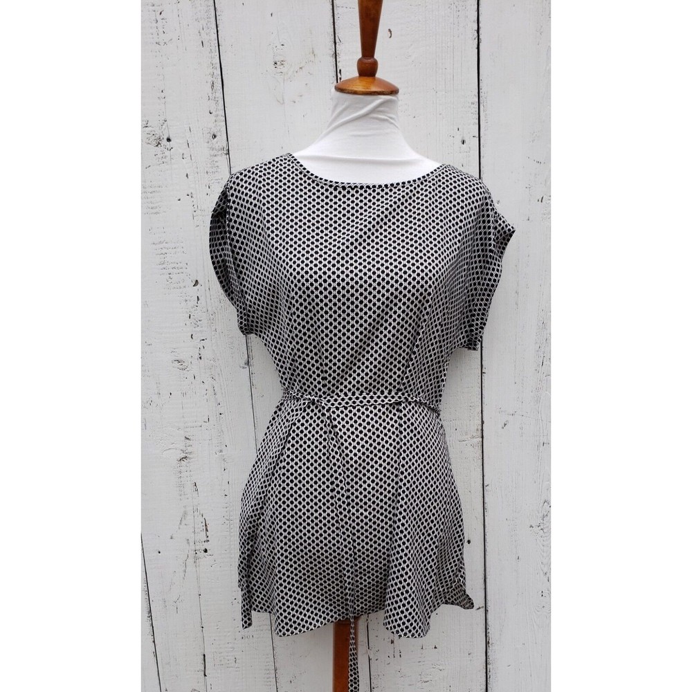 Ann Taylor Short Sleeve Size M Shirt Blouse Black White Geometric Tie Women